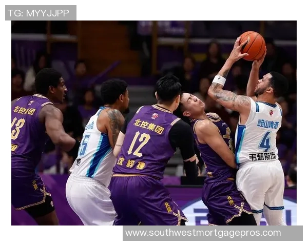 赛后分析：北京篮球队与重庆篮球队的战术意识与执行力对比探讨